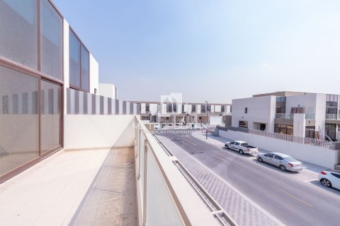 4 غرف نوم فيلا  رقم 129504 13