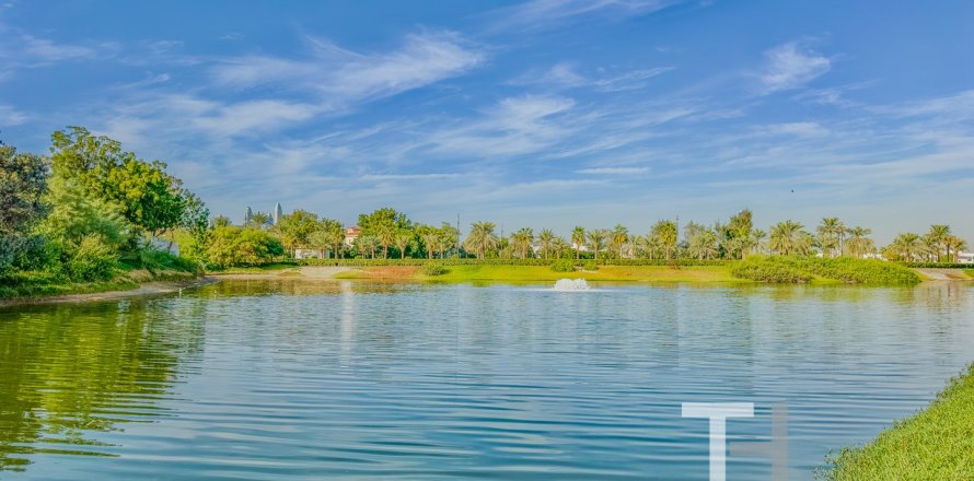 736m² Land in Jumeirah Park, UAE No. 73844
