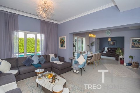 4 bedrooms Villa in Meadows, UAE No. 73842 4