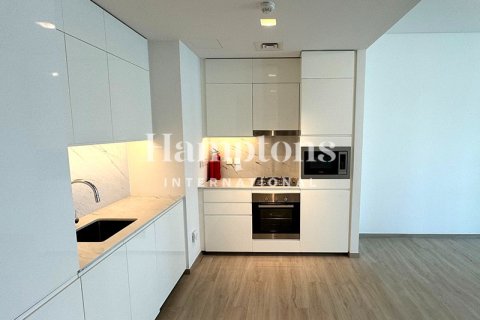 Квартира с 1 спальней в Palace Residences, ОАЭ №141889 4