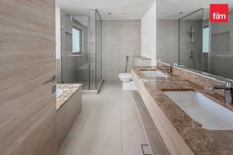 Villa de 4 dormitorios  No. 134945 16