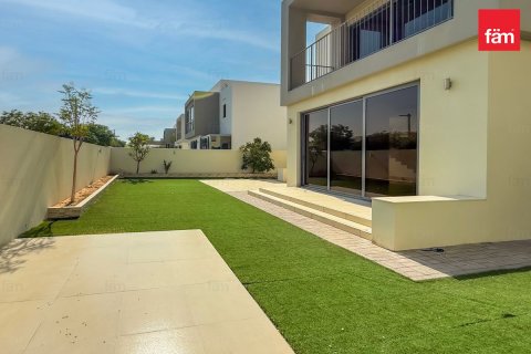 Villa de 4 dormitorios  No. 134945 11