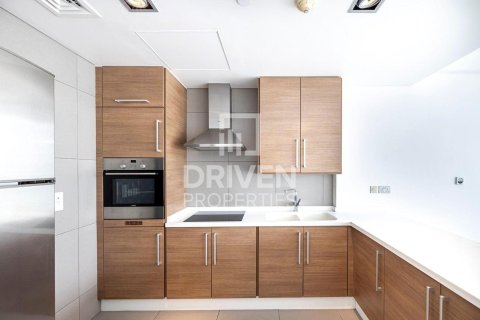 Квартира с 2 спальнями в Дубай Марина, ОАЭ №193256 23