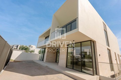 5 bedrooms Villa in Dubai Hills Estate, UAE No. 193254