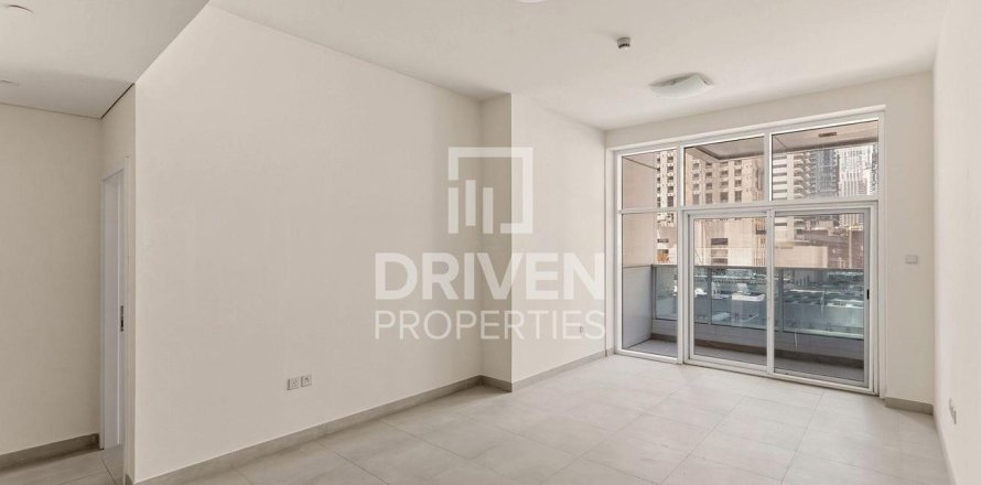 Apartment de 2 dormitorios en Marina Arcade Tower, UAE No. 193250