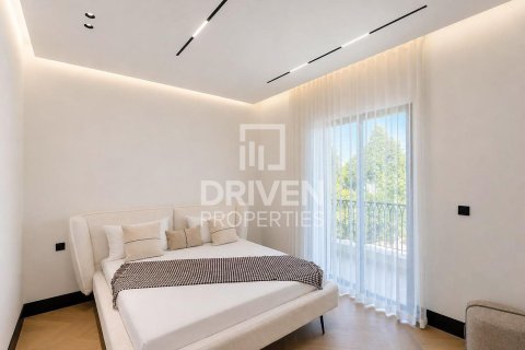 Вилла с 6 спальнями в Mirador La Coleccion, ОАЭ №209755 14