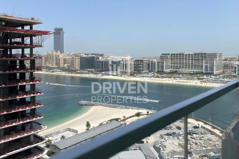 Квартира с 1 спальней в EMAAR Beachfront, ОАЭ №138619 3