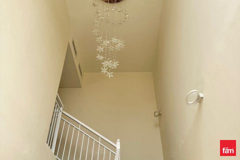 3 bedrooms Townhouse  No. 116985 8