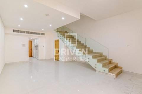 Townhouse de 4 dormitorios  No. 121449 6