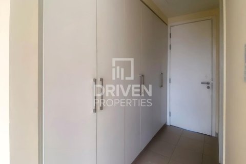 Квартира с 2 спальнями в EMAAR South, ОАЭ №189956 12