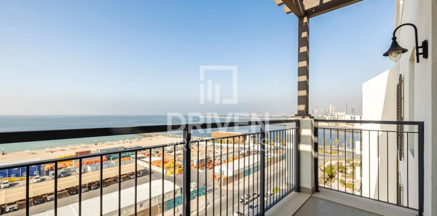 Apartment de 2 dormitorios en La Mer, UAE No. 189952