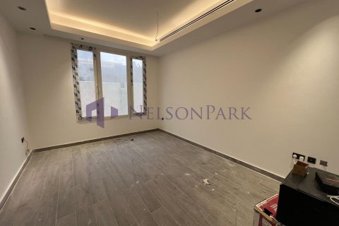 7 bedrooms Villa in Doha, Qatar No. 58075 4