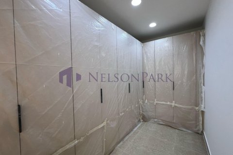 7 bedrooms Villa in Doha, Qatar No. 58075 11