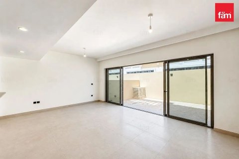 4 bedrooms Townhouse in Dubai, UAE No. 187348 6