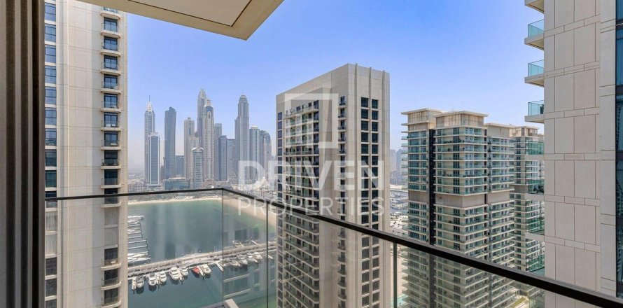 1 bedroom Apartment in EMAAR Beachfront, UAE No. 192398