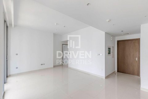 1 bedroom Apartment in EMAAR Beachfront, UAE No. 192398 7