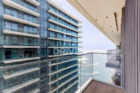 1 bedroom Apartment in EMAAR Beachfront, UAE No. 192398 12