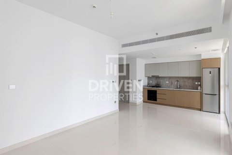 1 bedroom Apartment in EMAAR Beachfront, UAE No. 192398 4