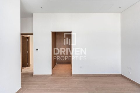 4 bedrooms Villa in District One, UAE No. 192397 16