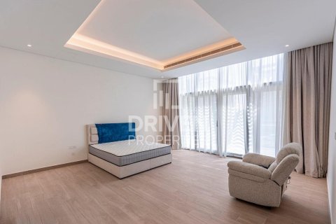4 bedrooms Villa in District One, UAE No. 192397 17