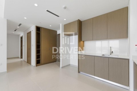 2 bedrooms Apartment in Creek Beach, UAE No. 192395 9