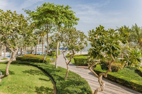 Apartment de 2 dormitorios en Shoreline Apartments, UAE No. 62004 29
