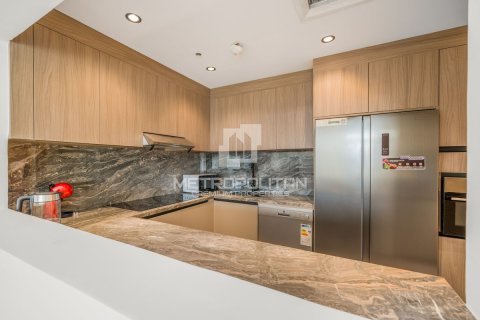 Apartment de 2 dormitorios en Shoreline Apartments, UAE No. 62004 6