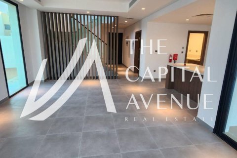 Townhouse de 4 dormitorios No. 120072 3