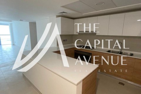 Квартира с 3 спальнями  №120074 4