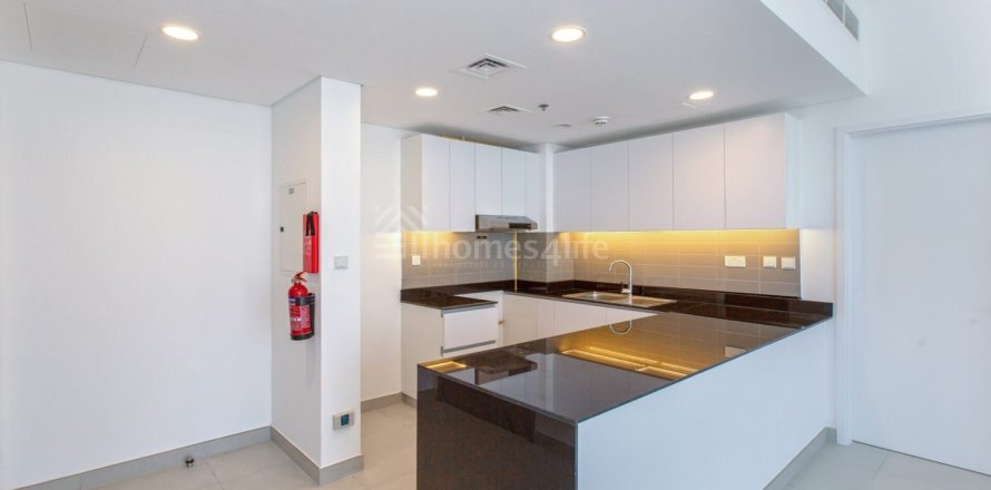 2 bedrooms Apartment in Dubai, UAE No. 143109