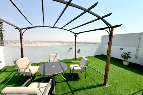 Apartment de 2 dormitorios en Dubai Science Park, UAE No. 143105 4