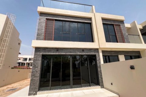 Townhouse de 6 dormitorios en DAMAC Hills (Akoya by DAMAC), UAE No. 143263 20