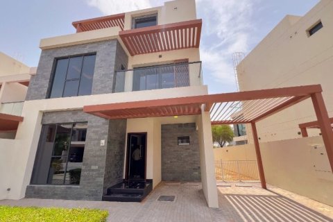 Townhouse de 6 dormitorios en DAMAC Hills (Akoya by DAMAC), UAE No. 143263 23