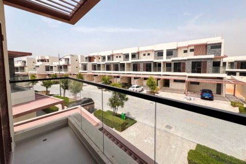 Townhouse de 6 dormitorios en DAMAC Hills (Akoya by DAMAC), UAE No. 143263 13
