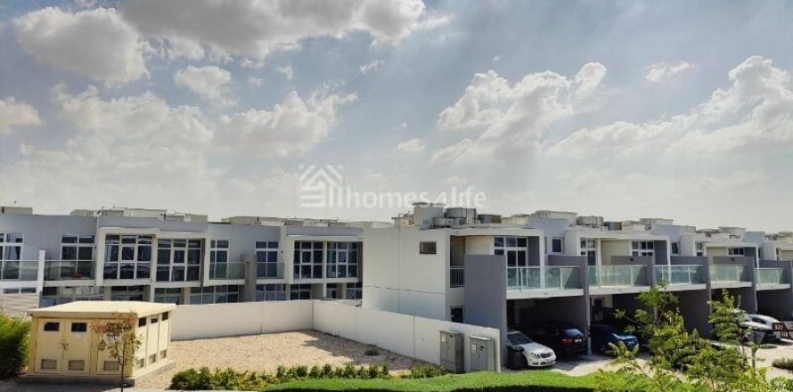 Townhouse de 3 dormitorios en DAMAC Hills (Akoya by DAMAC), UAE No. 143262