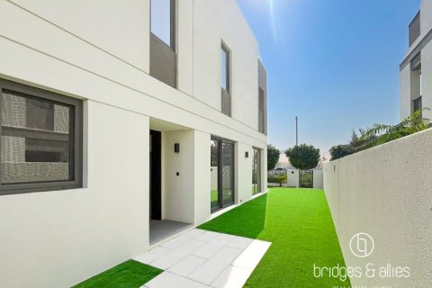 Villa de 4 dormitorios en Tilal Al Ghaf, UAE No. 148203 3