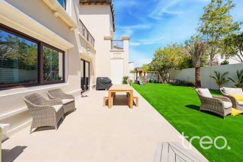 Villa de 5 dormitorios en Rasha, UAE No. 187989 25
