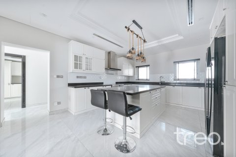 6 bedrooms Villa in Quortaj, UAE No. 187985 17