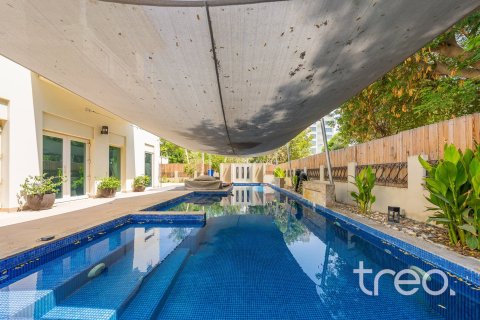 6 bedrooms Villa in Quortaj, UAE No. 187985 28