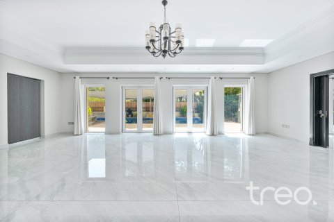 6 bedrooms Villa in Quortaj, UAE No. 187985 5