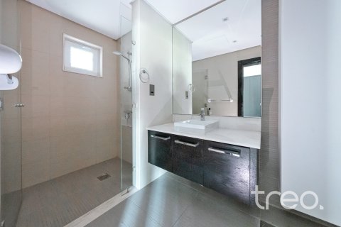 6 bedrooms Villa in Quortaj, UAE No. 187985 9