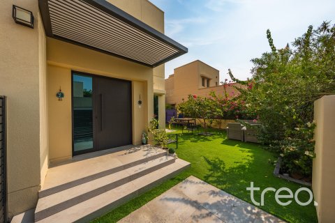 Villa de 4 dormitorios en Meadows 8, UAE No. 187986 30
