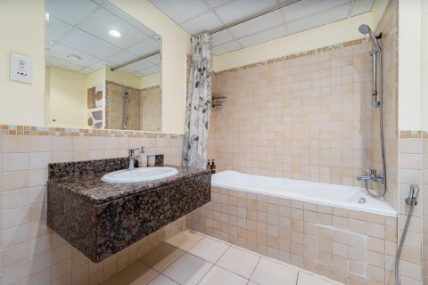 Квартира с 2 спальнями в Rimal, ОАЭ №136283 16