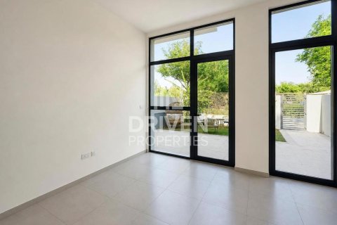 Квартира с 2 спальнями в Мудон, ОАЭ №209528 4
