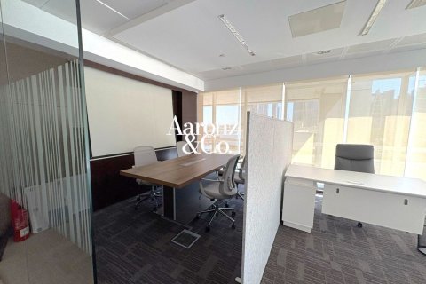 Офис 51м² в Джумейра Лейк Тауэрс, ОАЭ №171429 14
