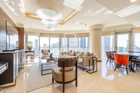 Квартира с 3 спальнями в Даунтаун Дубай (Даунтаун Бурдж Дубай), ОАЭ №138947 4