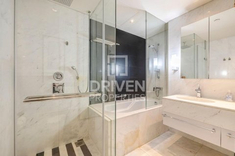 Квартира с 3 спальнями в Даунтаун Дубай (Даунтаун Бурдж Дубай), ОАЭ №138947 15