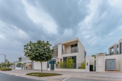 4 bedrooms Villa in Sidra Villas, UAE No. 186460 3