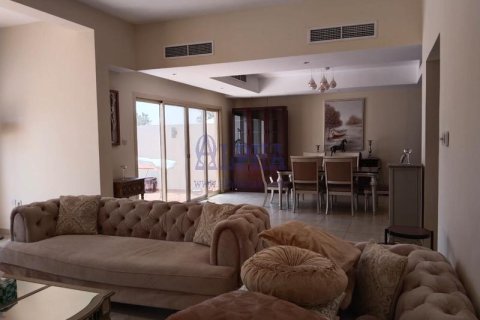 3 غرف نوم تاون هاوس في Al Hamra Village, الإمارات العربية المتحدة رقم 165431 4