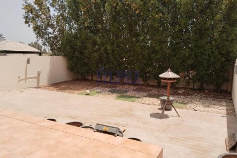 3 غرف نوم تاون هاوس في Al Hamra Village, الإمارات العربية المتحدة رقم 165431 21